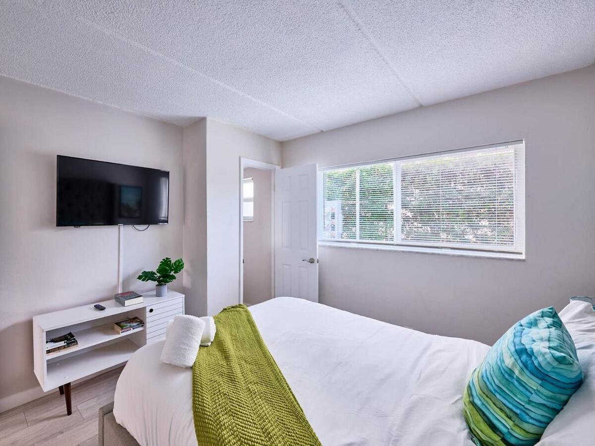 Grand 2 Bedroom On The Intracoastal Riviera Beach Eksteriør billede