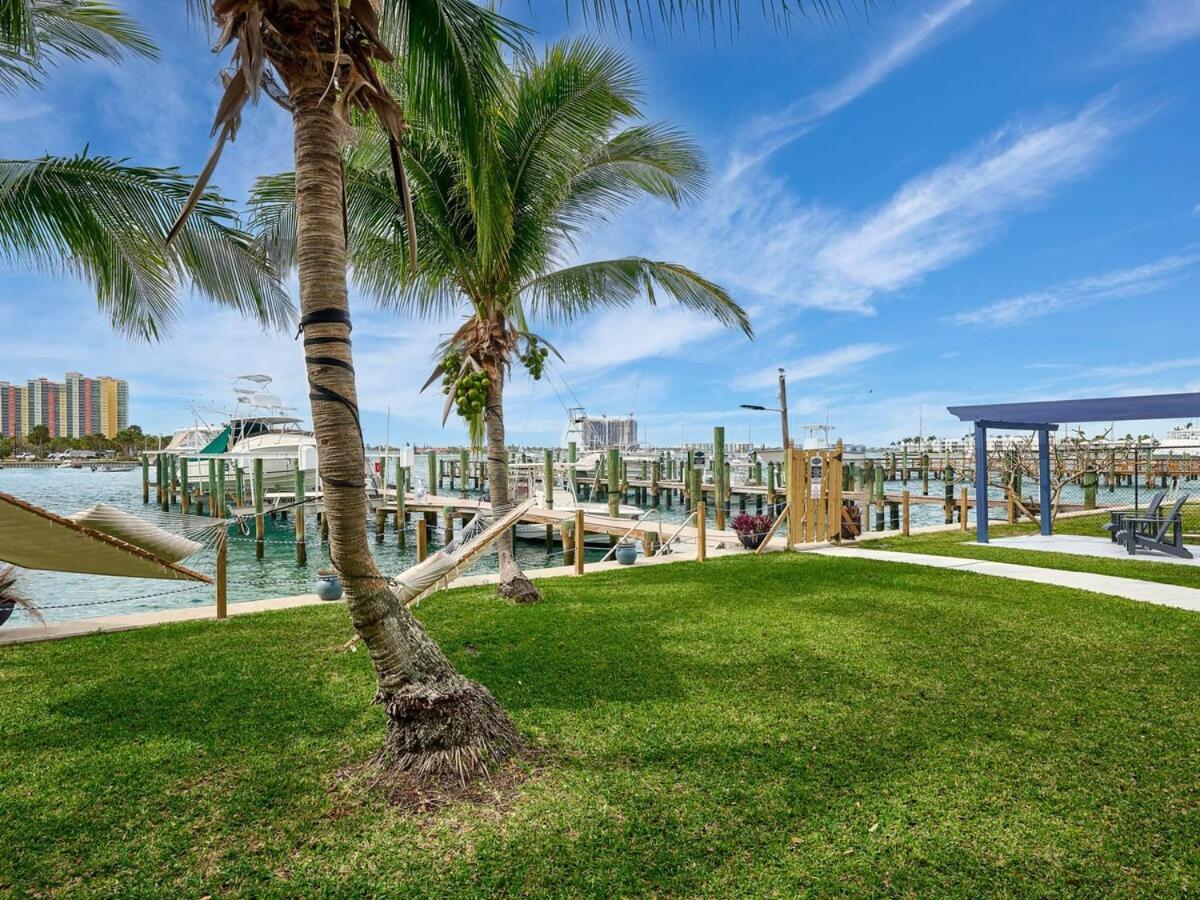 Grand 2 Bedroom On The Intracoastal Riviera Beach Eksteriør billede
